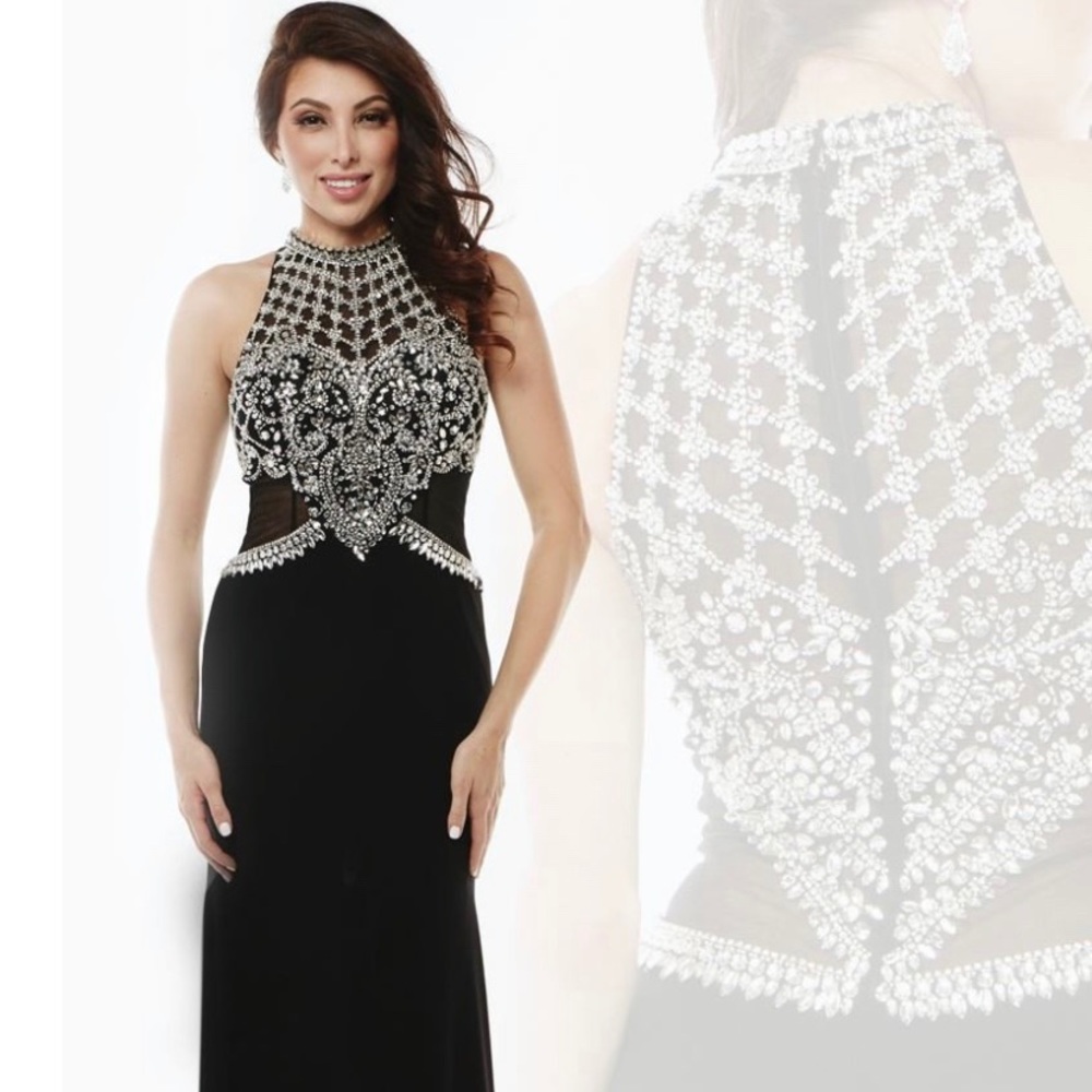 GORGEOUS HAND-TAILORED EVENING GOWN OR PROM DRESS